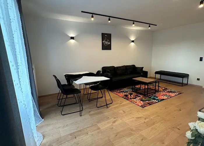 3-zimmer Naehe Messe *