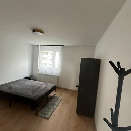 Lägenhet 3-zimmer Naehe Messe *